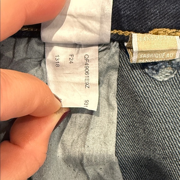 Michael Kors | Selma Flare High Rise Trouser Jeans | Dark Wash | Size 10 - Picture 8 of 9